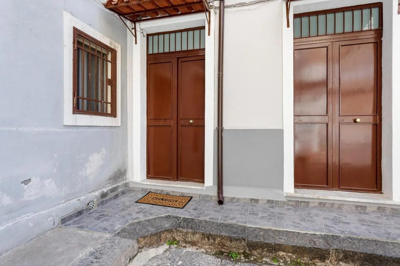 Catania Central Apartment With Terrace- Casa Mariella 0*,